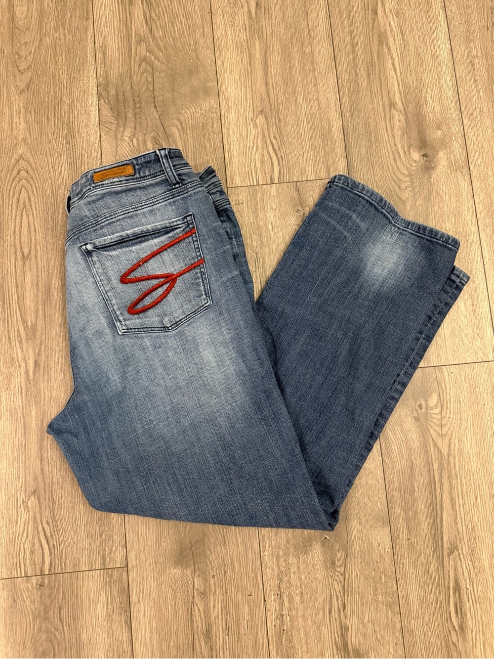Seven 7 jeans Medium Wash Red Stitching Denim Women’s Size: 18 Jeans